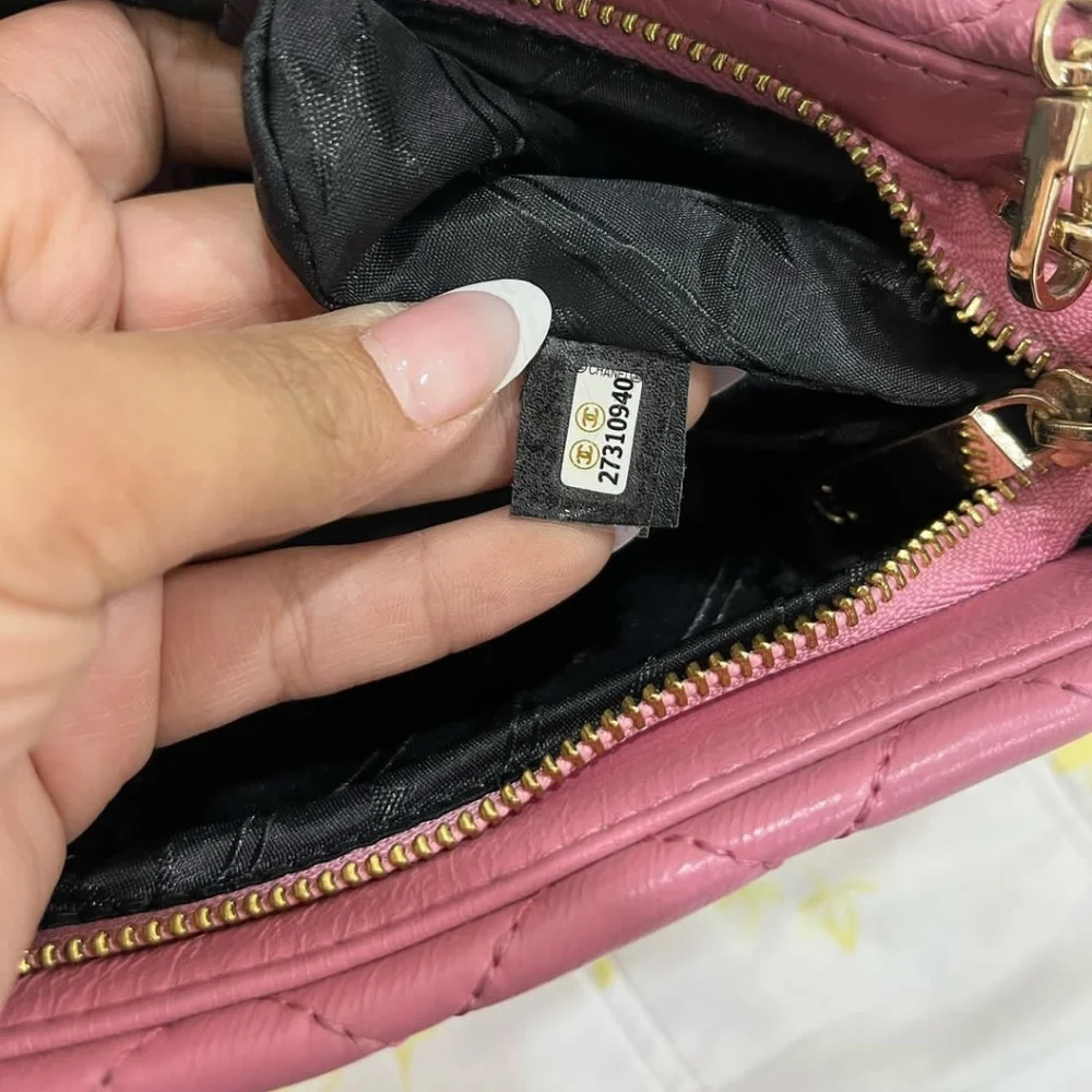 Pink Chanel cavier leather linked chain sling - Picture 8 of 9